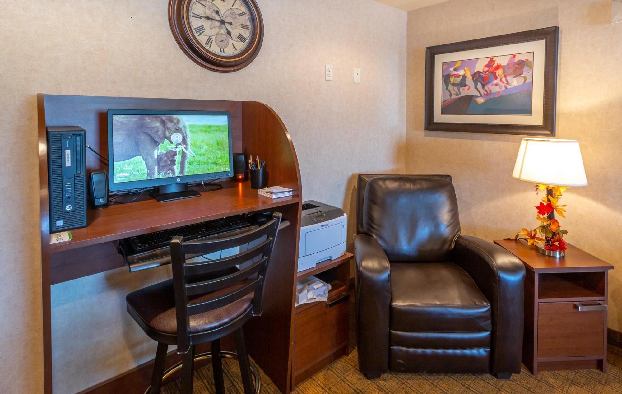 My Place Hotel-Dickinson, Nd Exteriér fotografie